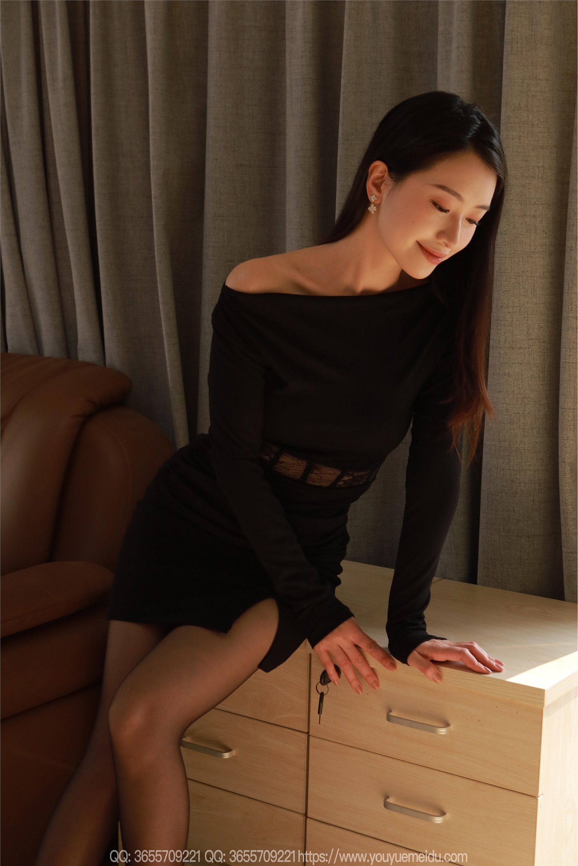 IESS异思趣向  2025.04.27 丝享家 2038 小婕《迷人黑玫瑰》